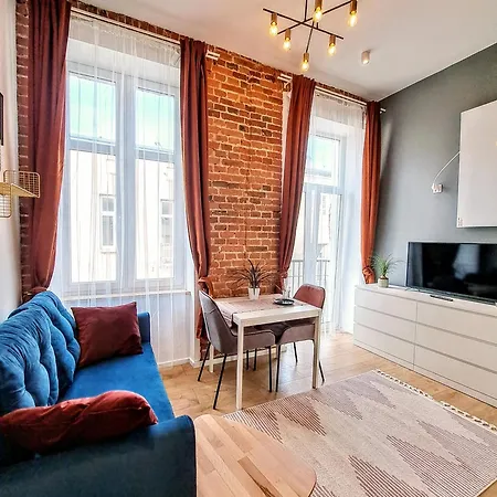 Mielczarskiego B Przy Manufakturze Apartment *